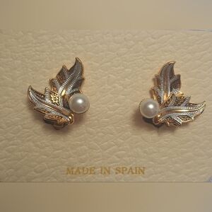 Damascene Leaf Motif Vintage 50s Pearl Clip On Earrings Gold Black Silver Spain
